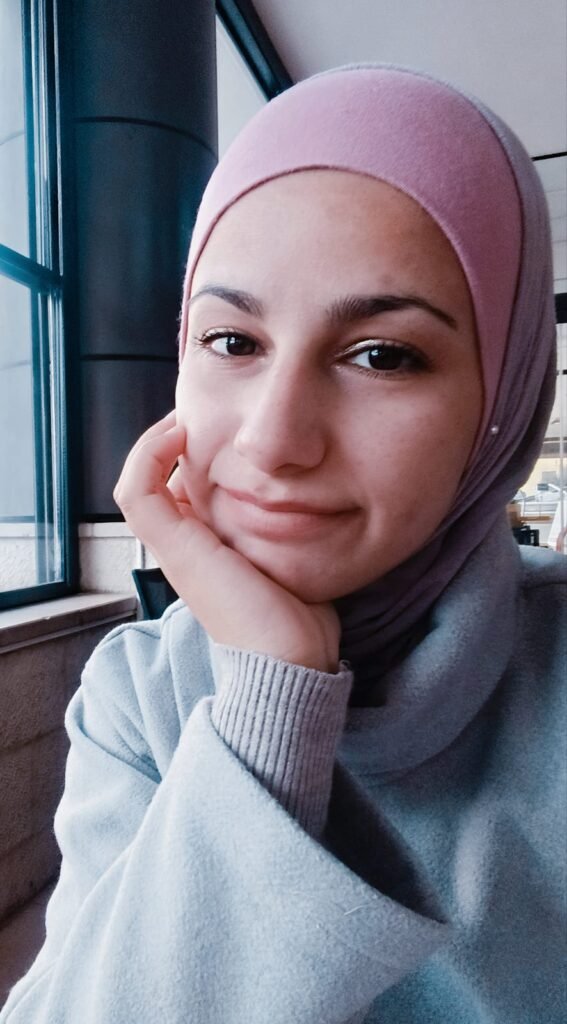 غلاء سمير أنس